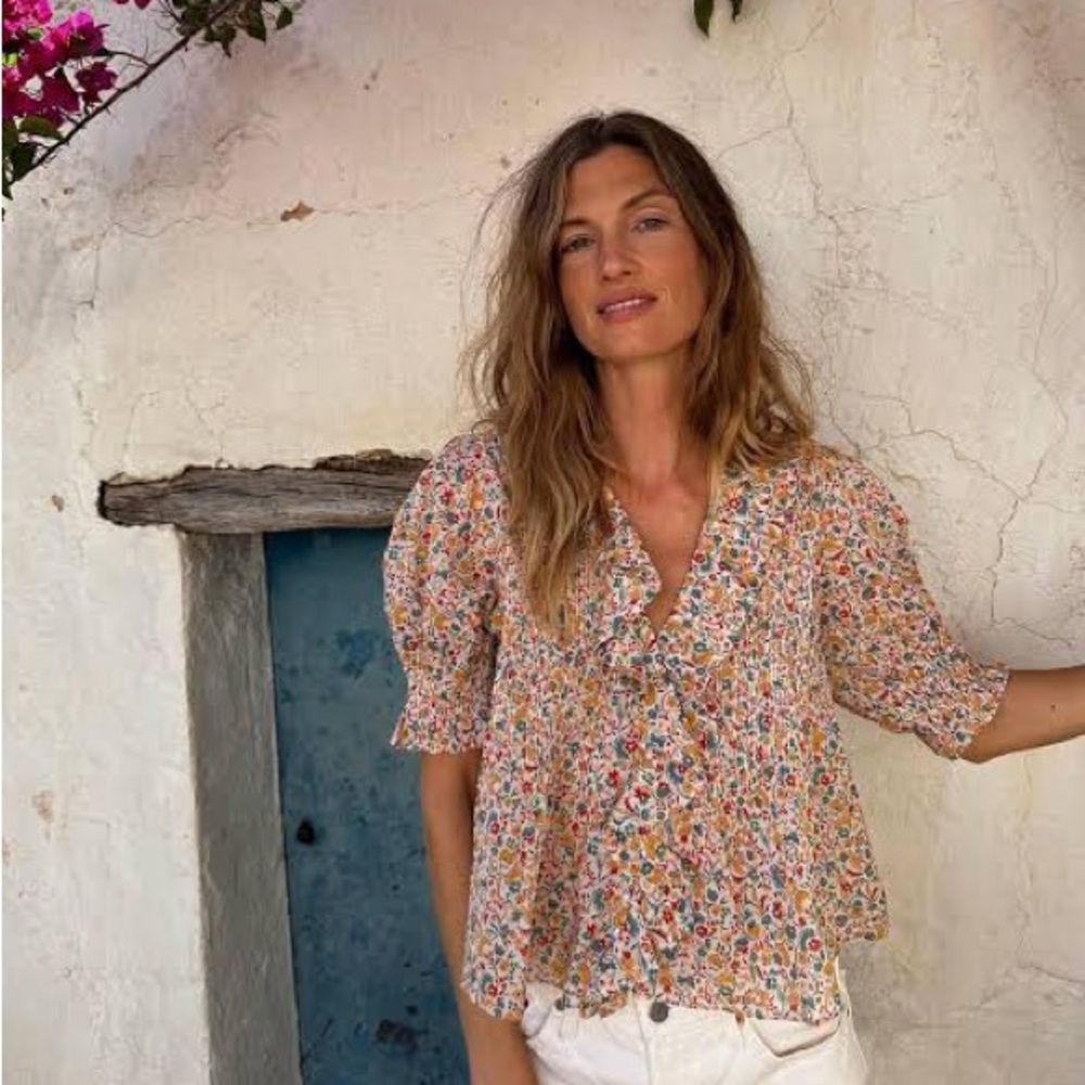 Doen Cream Multi Floral Ruffle V-Neck Blouse Wild Clover Floral Henri Top NWT